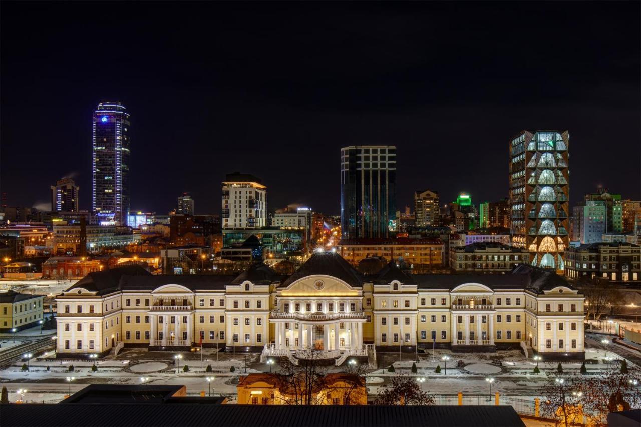 Roomy Hostel Ekaterinburg Bagian luar foto